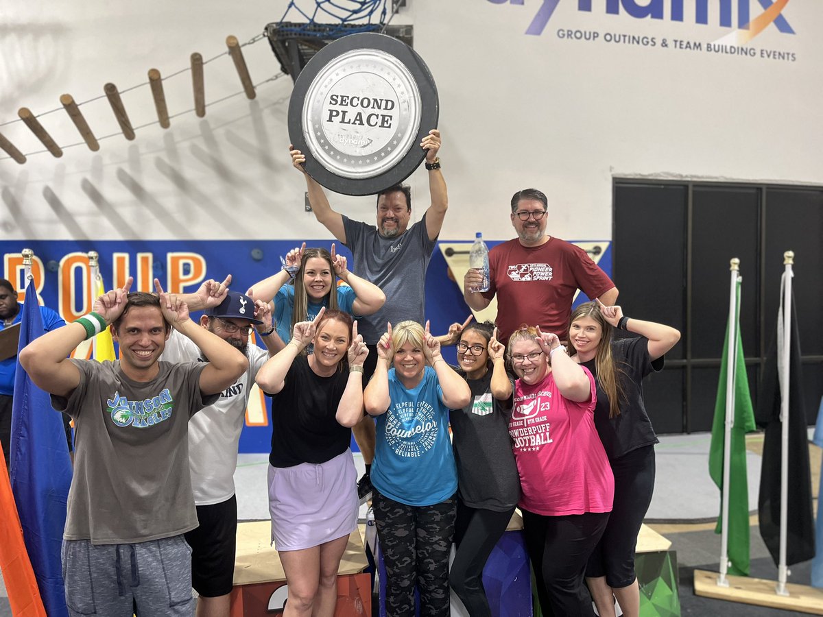 jhasmine_ed's tweet photo. I enjoyed our team building and bonding time. An awesome way to start the year; by learning how to work and accomplish things TOGETHER. We are One JMS.  💚💙🦅@IISDReimagined @netzeroJMS https://t.co/hQ3Dj3SD38