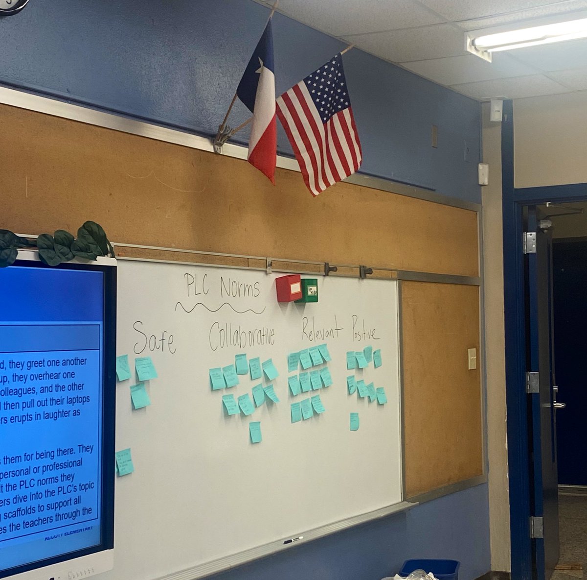 MsScott2019's tweet photo. Great first day of on campus PD with our learning coaches and teacher apprentices π€© #AlcottALLIn @AlcottHISD @HisdSouth https://t.co/6htq8WY6aW