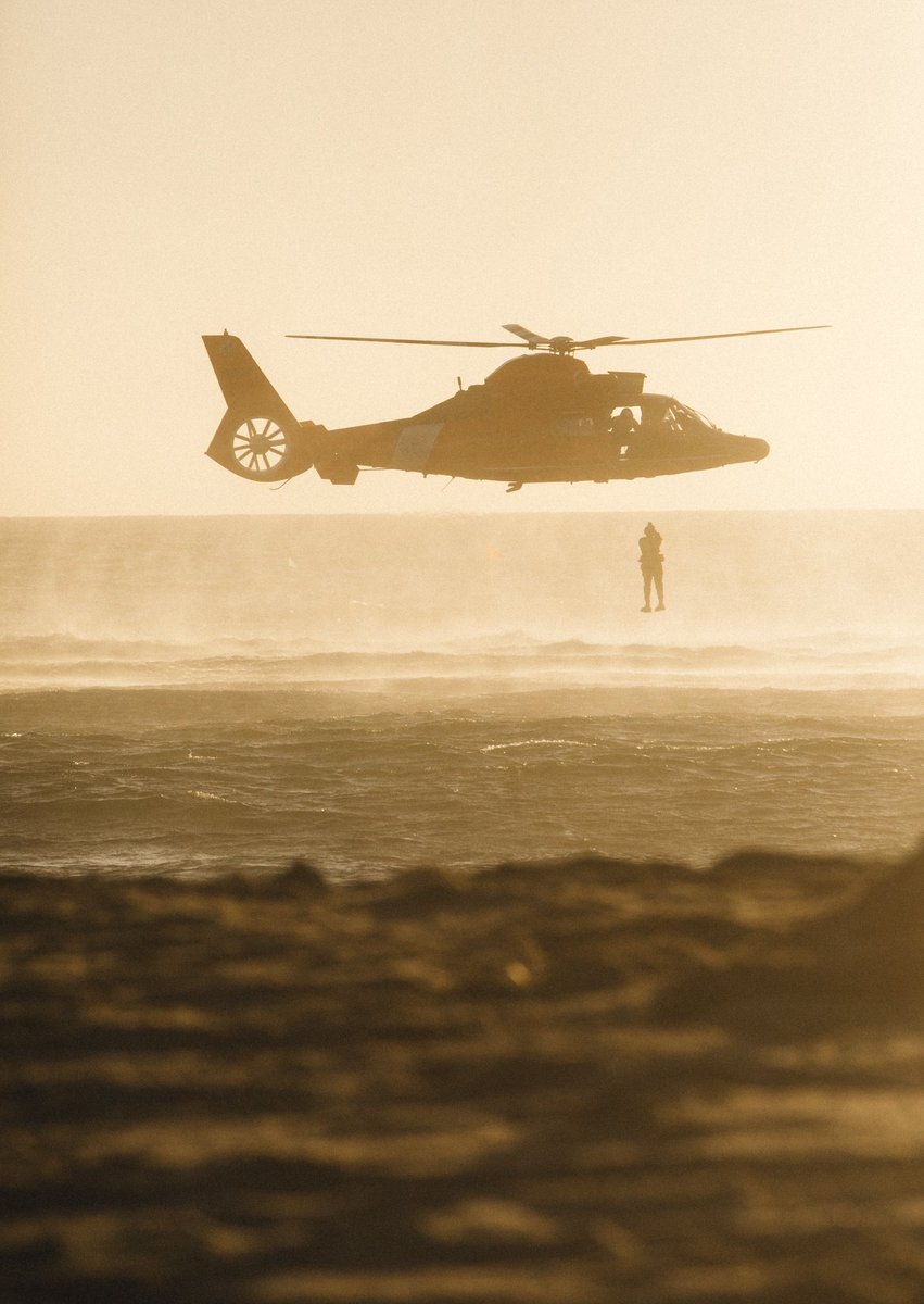 LACoLifeguards tweet media