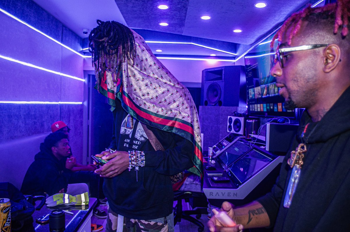 LVCESTAR💰🍇 tweet media