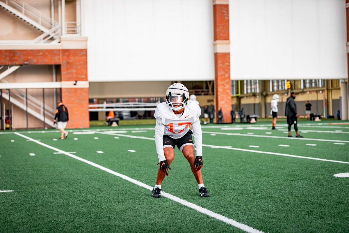 TywonWray's tweet photo. Fall camp in full motion https://t.co/WSjllDrEgD
