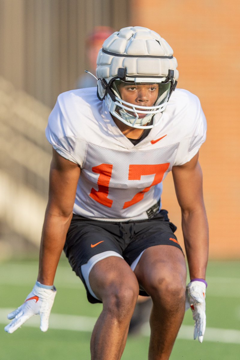 TywonWray's tweet photo. Fall camp in full motion https://t.co/WSjllDrEgD