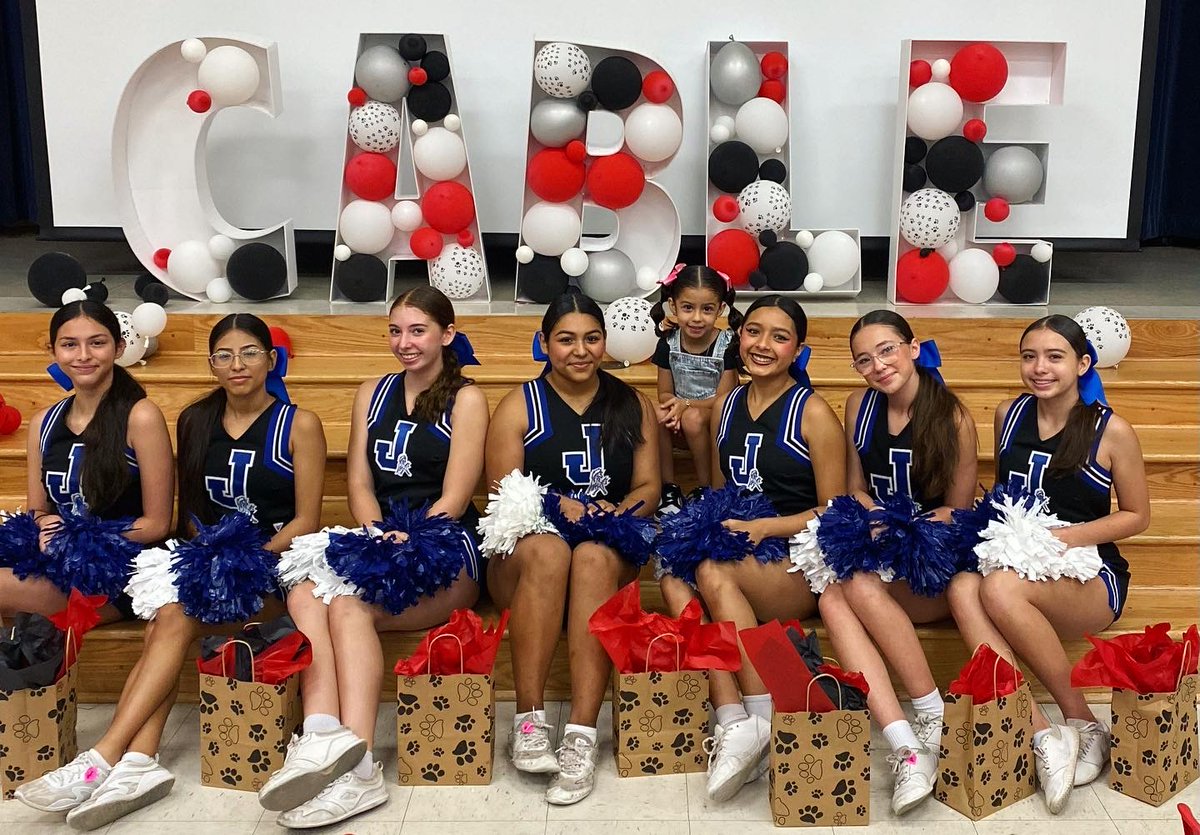 JJHS Cheer 💙 tweet media