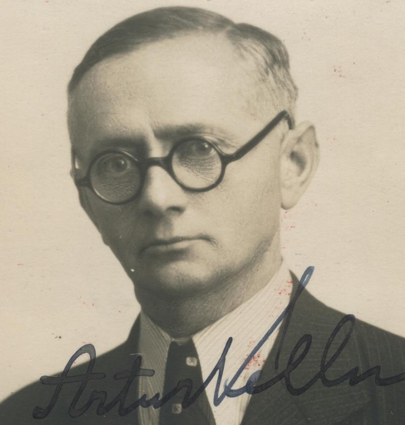 8 August 1892 | A Czech Jew, Artur Kellner, was born in Vtelno.

He was deported to #Auschwitz from #Theresienstadt Ghetto on 29 January 1943. He did not survive.