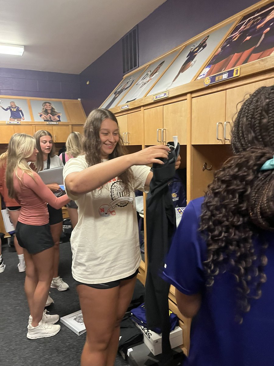 Western Illinois Volleyball tweet media