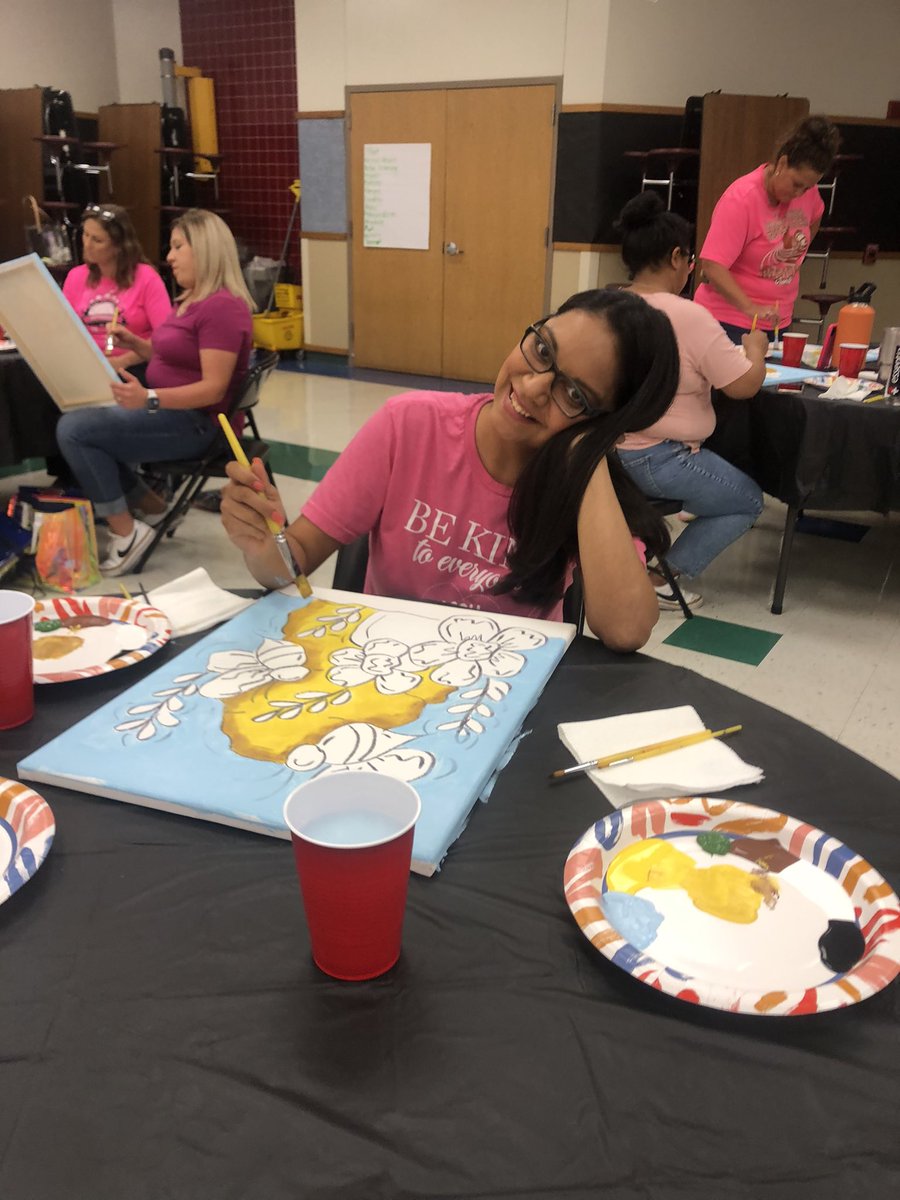 annette_mia's tweet photo. Such a great day to have a great day @HMDELEM @BeevilleISD !  #BeetheKick #BeeKnowledgeable #BeeInSpireD #BeeConnected #BeeKind #WeLeadTX #BacktoSchool2023 #teachersoftwitter https://t.co/agNyidDPze