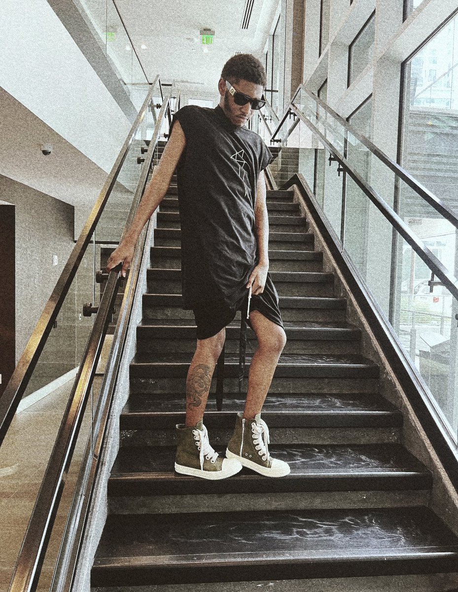 Caron___'s tweet image. he can’t fwm I know why he mad ! #TheBiggestLeo♌️✨