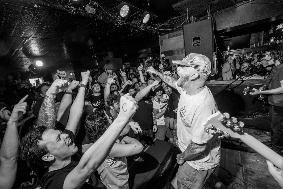 _pitfall's tweet image. If you book it, they will come 

johnnymilano.net/smamh