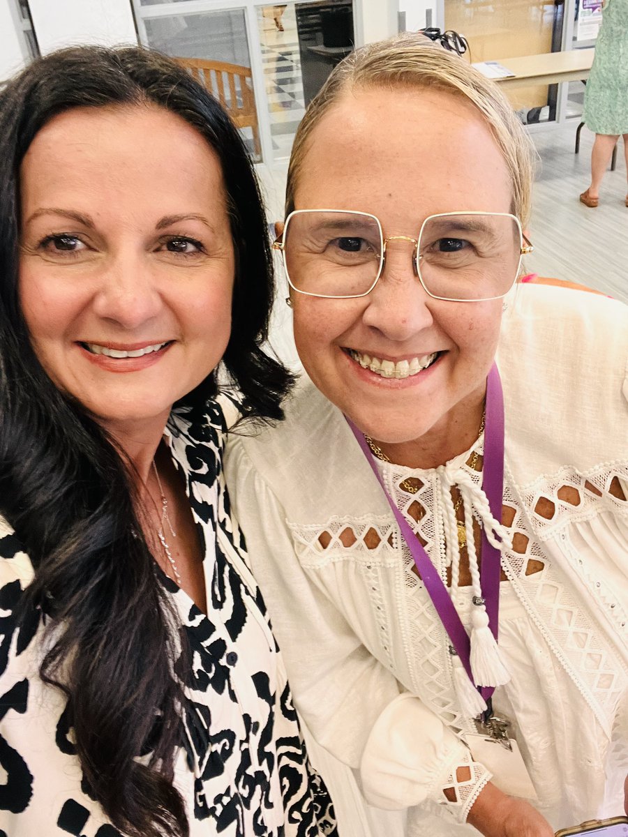 ValentinaESL's tweet image. I may be exhausted but I’m filled with hope &amp;amp; inspired from the day working alongside K-3rd grade educators from @CFBISD @CFBElem_MLP #ReadingWritingELs #LanguageFocused