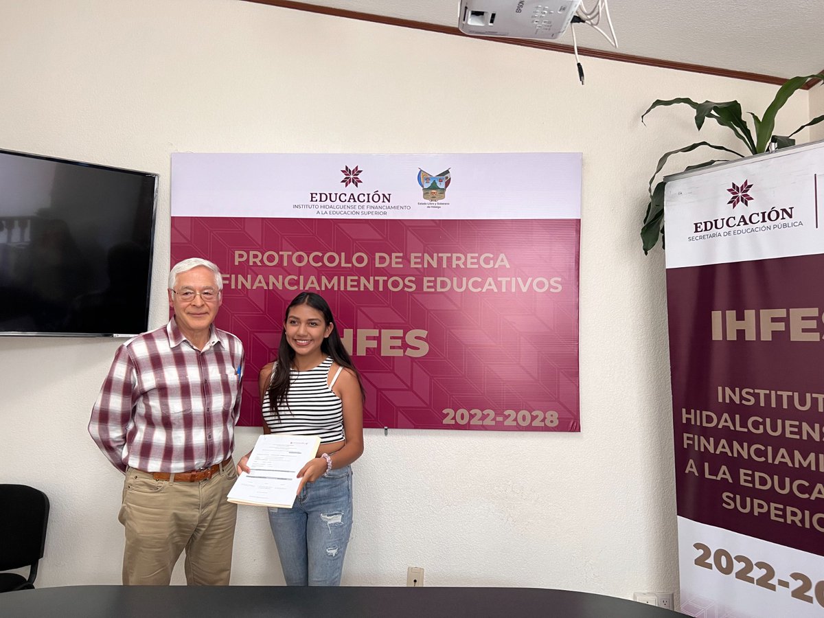 UTMZimapan's tweet photo. Agradecemos a @juliomenchaca_ y a @natycastrejonv, por el apoyo a las estudiantes de la #UTMZ con el financiamiento que otorga el #IHFES para realizar su periodo de Movilidad Académica Internacional presencial a Colombia.
#SomosLinces https://t.co/u9enFUQxXB