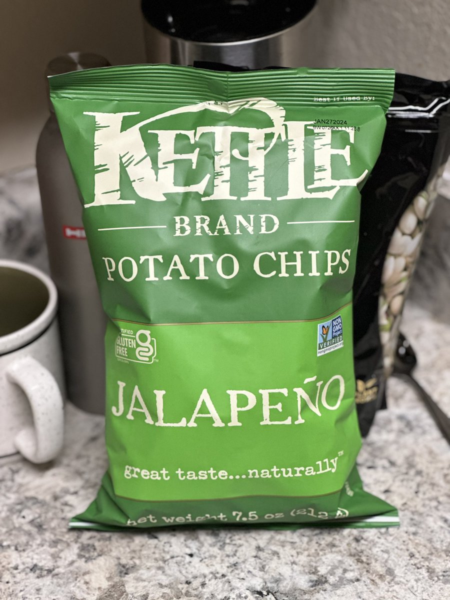 frankiewill74's tweet photo. If having an addiction to these is wrong, I don’t want to be right. 😏 #dontjudgeme #chipsaddiction 😂 https://t.co/bLxawLskIX