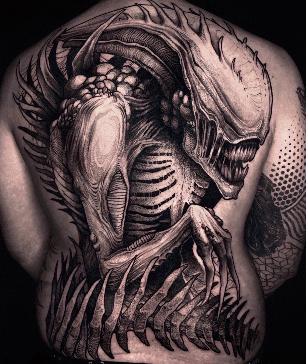 Tattoo Art Designs on X: "Xenomorph... ☆Tattoo Art By Tessa Von ☆ Location: Gent, Belgium ☆Instagram:@tessa.von More Tattoo Art On https://t.co/wtOiAvVwlt https://t.co/tolM1rxG3V" / X