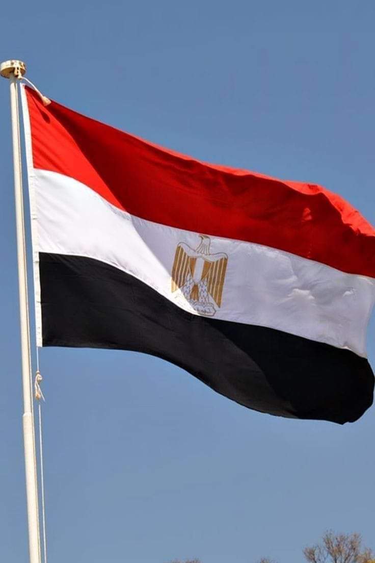 قسما بالله العيب مافيكي ياأحلي بلد في الدنيا ياللي ربنا ذكرك في القرآن (آدخلوا مصر إن شاءالله آمنين ) سوره يوسف الآيه ٩٩
و قالها السيد المسيح مبارك شعبي مصر،، أم الدنيا وح تفضل أد الدنيا