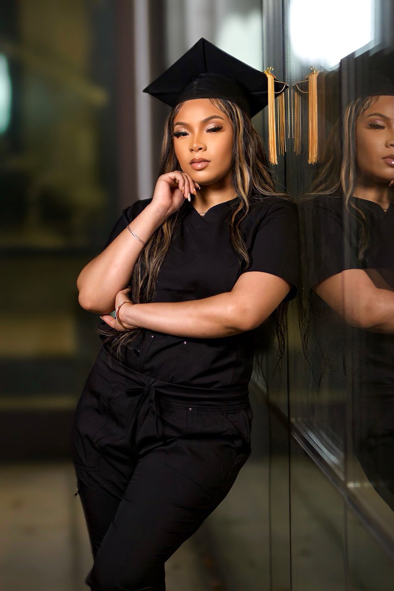 Fine Chyna. tweet media