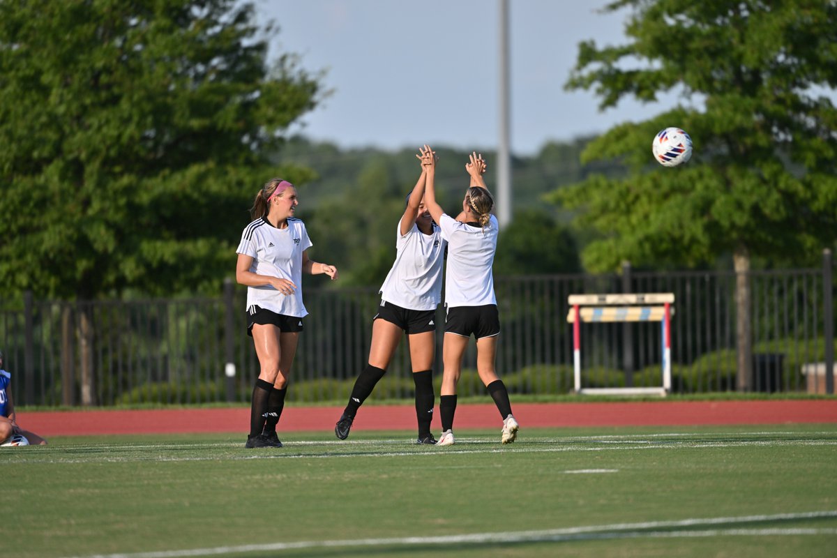 TroyTrojansWSOC's tweet photo. Oh soccer, how we've missed you 🥹

#Weoverme | #OneTROY⚔️⚽️ https://t.co/7zug5cDD3F