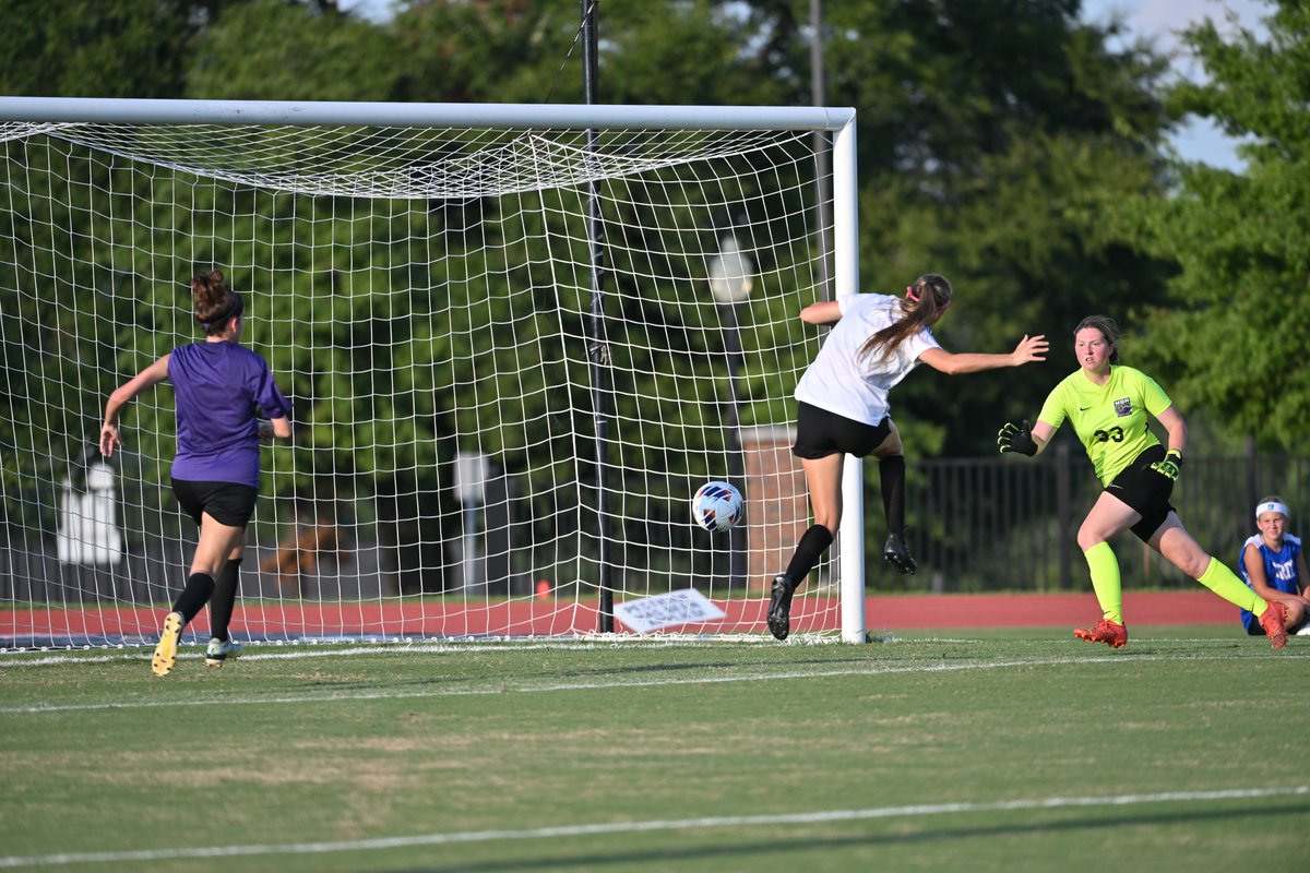 TroyTrojansWSOC's tweet photo. Oh soccer, how we've missed you 🥹

#Weoverme | #OneTROY⚔️⚽️ https://t.co/7zug5cDD3F