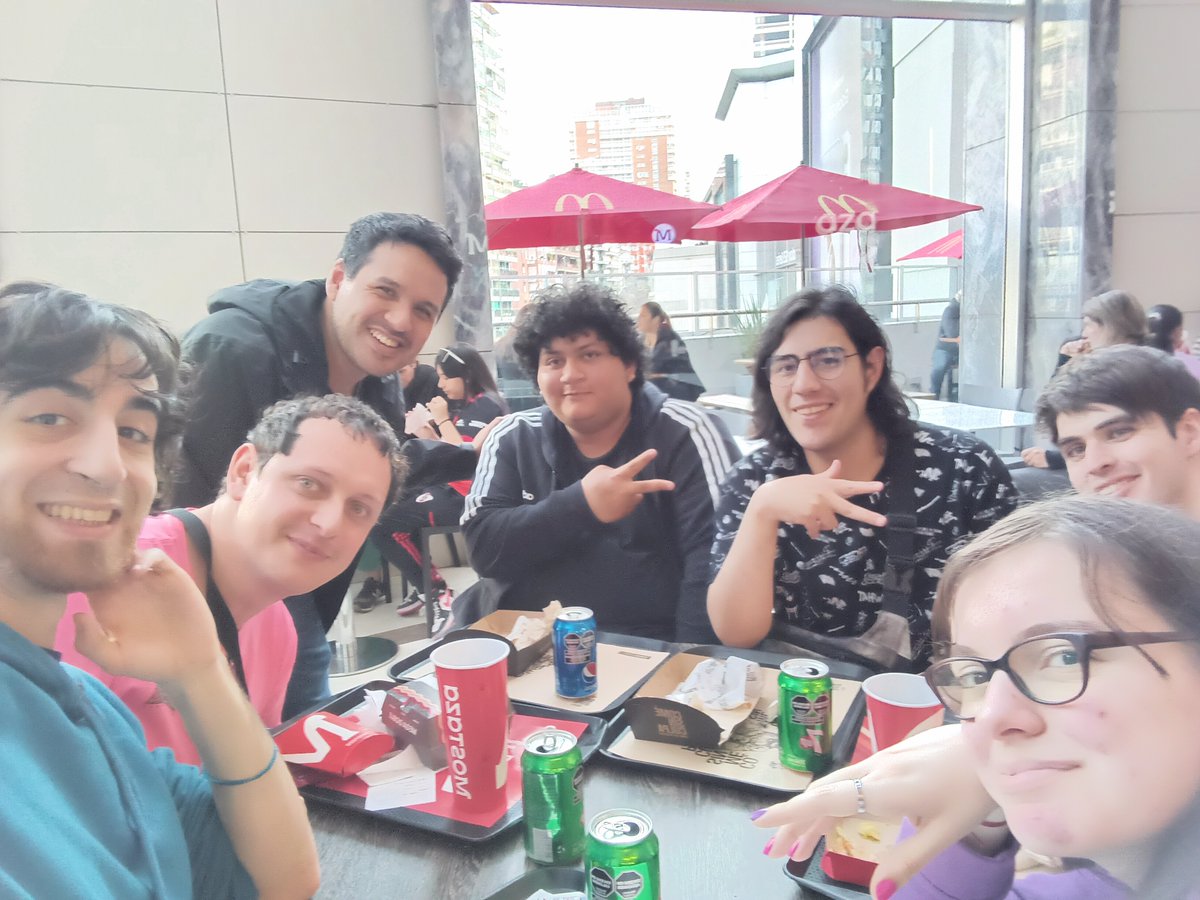Luis Castro tweet media