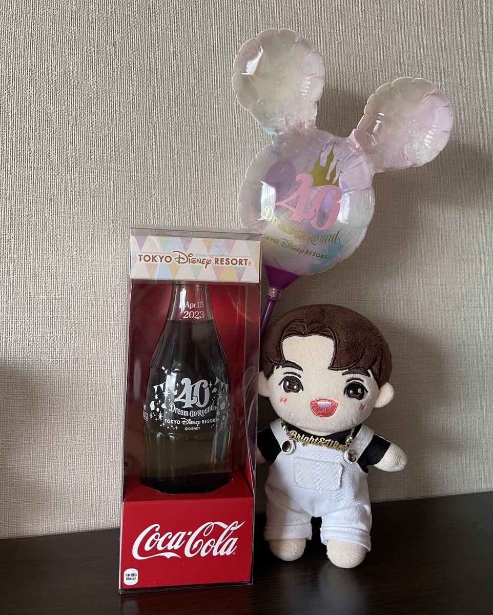 queserasera78's tweet photo. タイムリーにかわいいコーラげっとできた❤️
#ARecipeForMagic #สูตรสำเร็จมื้อพิเศษ
#WINxCocaCola #winmetawin https://t.co/KBGcSZVqsD
