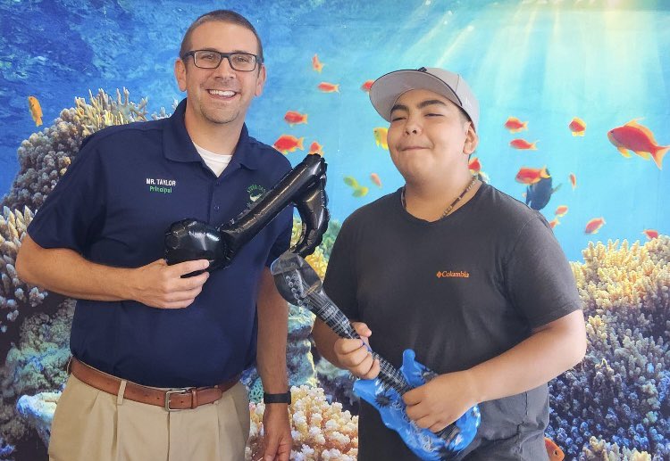 Storm Grove tweet media