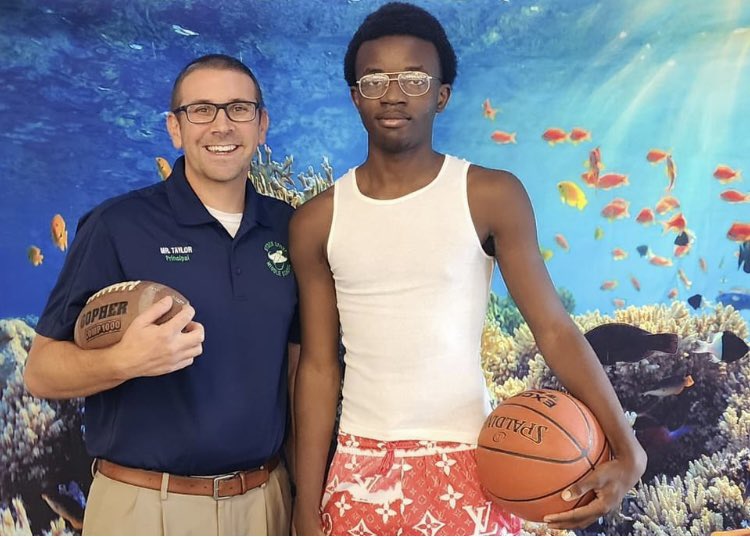 Storm Grove tweet media