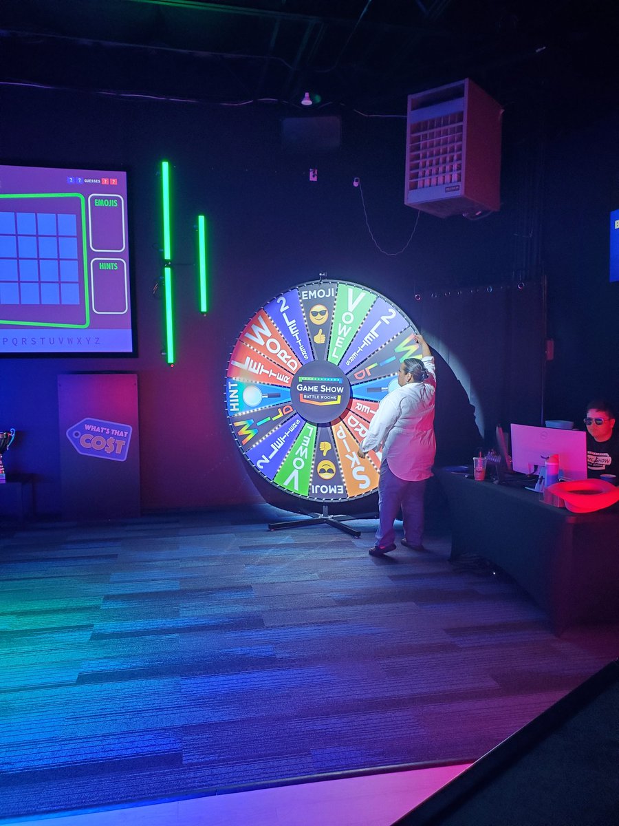 Had fun today at our team bonding activity <a href="/gameshowbattle/">Game Show Battle Rooms</a>.  <a href="/ayejonesIV/">Mrs. Jones</a> <a href="/JHaleyBulldogs/">John Haley Elementary</a> @OjedasPollitos <a href="/1stgrade_LaDawn/">LaDawn Melissa Gomez</a> <a href="/AndersonWonders/">Annatrice Anderson</a>