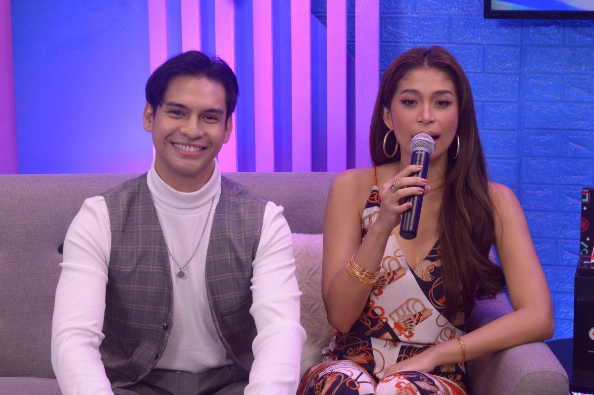 itsShowtimeNa's tweet photo. πππShowtime Online Γ! Hosting with mood swings kasama ang #AnWize, ANA RAMSEY & WIZE ESTABILLO! #ShowtimeForAll
Subscribe, follow and watch us LIVE Mon to Fri 12NN β Saturday 11:30AM!
https://t.co/6a3FbJJ7pp
https://t.co/FA9ip4yRhx
https://t.co/kJcqr7VPM7 https://t.co/kZWLWOsJkT