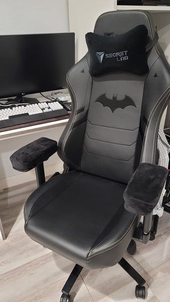revysbitch's tweet photo. armando mi setup gamer https://t.co/PLEzKMR6K1