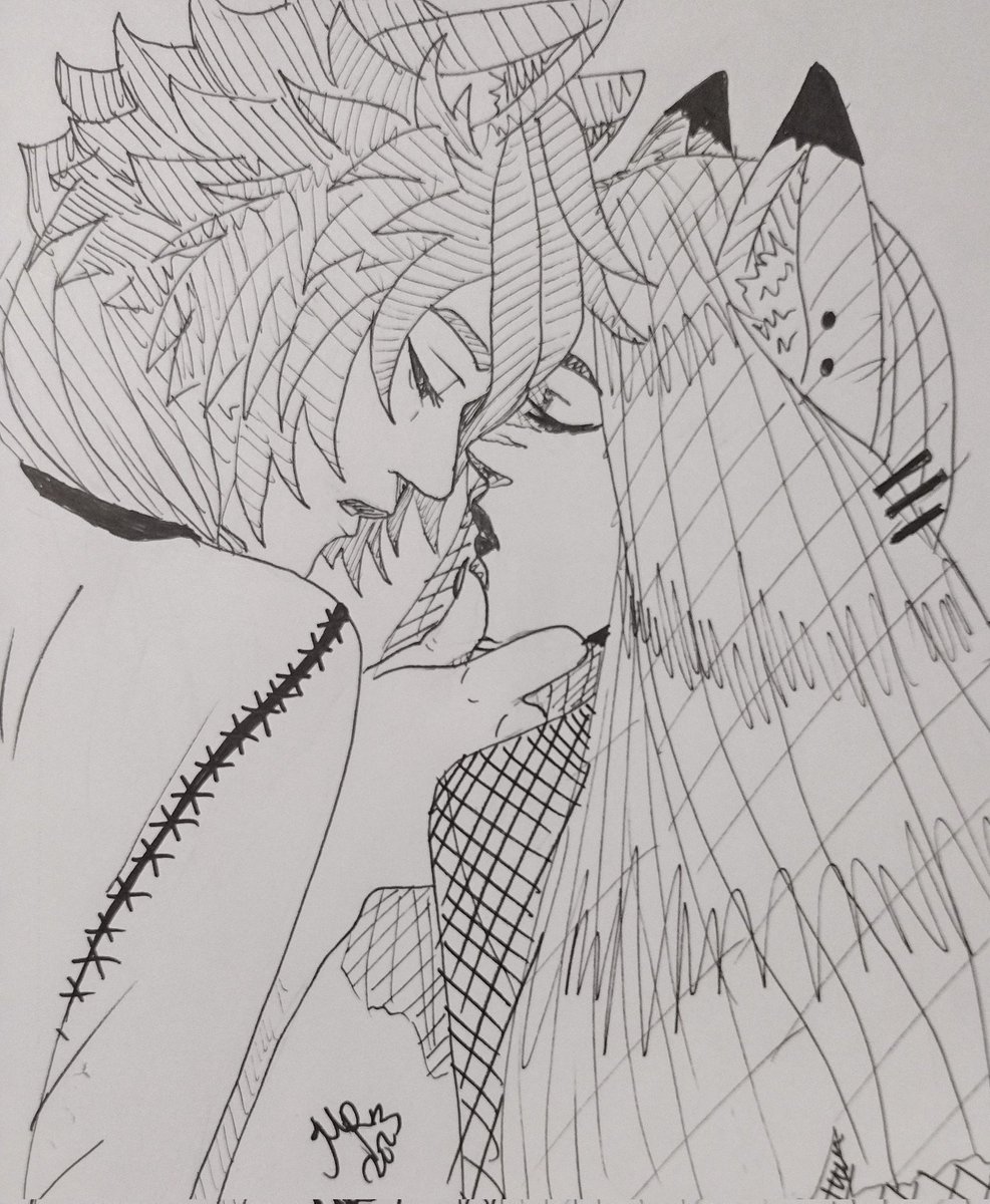 Sunnie_Moth's tweet photo. My pens are running out of ink 😅 #oc #pendrawing #art #sketchbook #kisskiss #practisemakesperfect https://t.co/WTLVYPx9O6