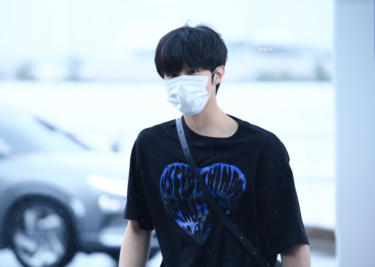 𝐦❄︎𝐫𝐮 tweet media