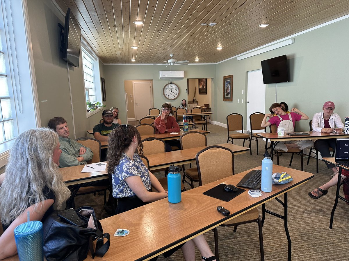 Jessica Ulrich-Schad tweet media