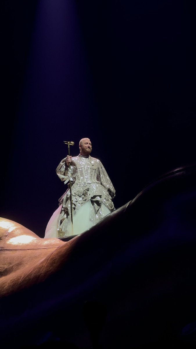 poppy_tpttw's tweet image. Honest best freaking night🤍 
@SamSmithArmy #SamSmith #GLORIATHETOUR