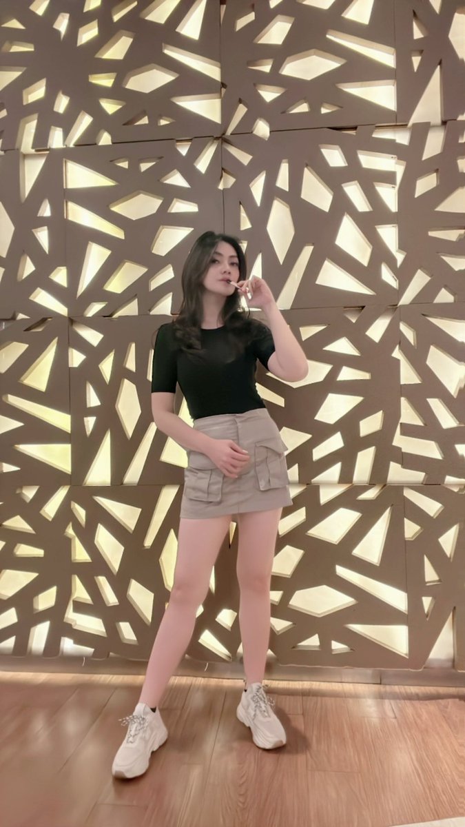Puspitasarry's tweet photo. Gak mau kalah sm anak ABG 😂 https://t.co/IsrnkDinvQ