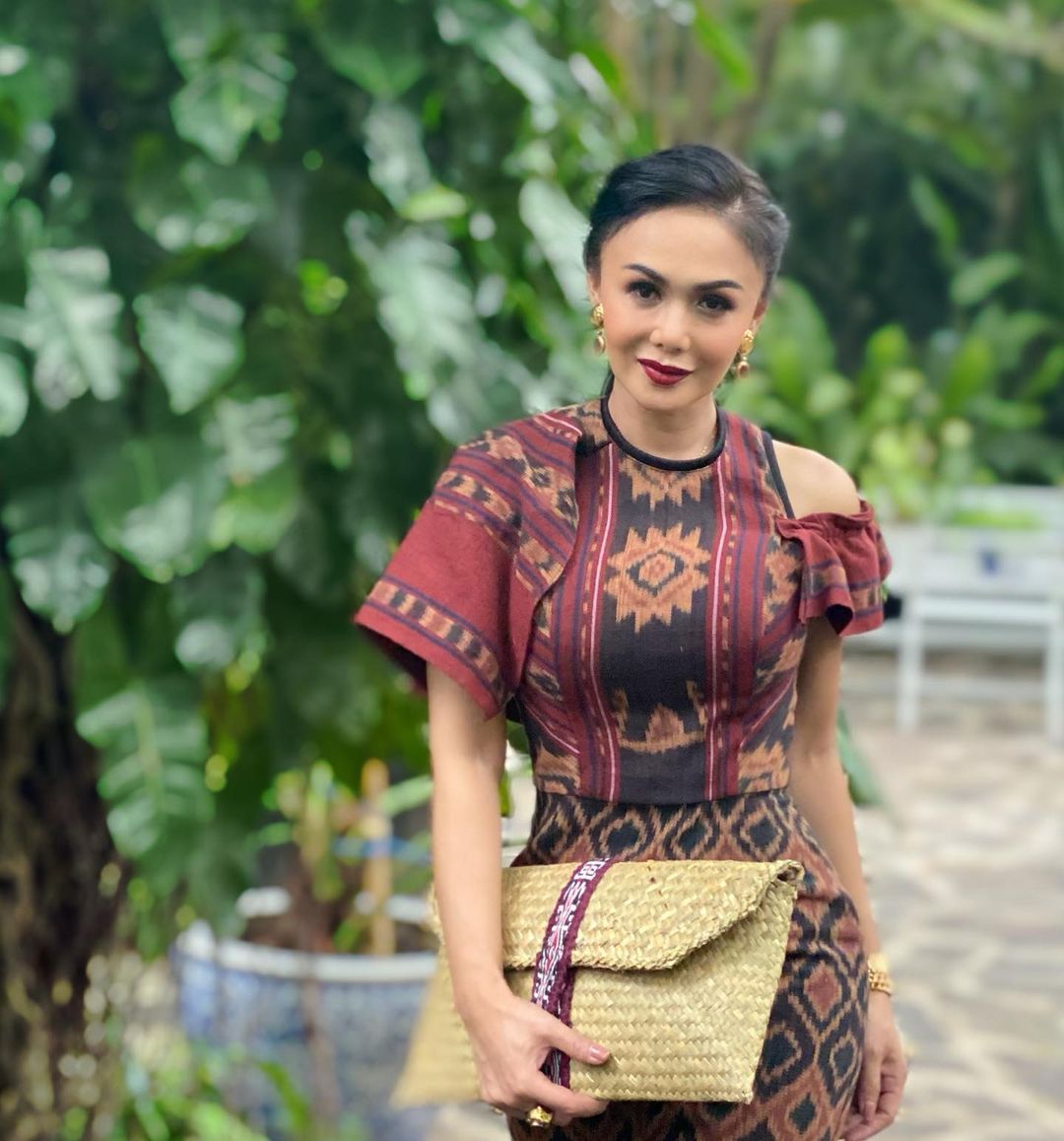 ViolletaVio1's tweet photo. @SalmaWijna @Allwahid805 @Adhitya_anand4 @RenataDiyanra @Srikandisejati @BatinDuansa @den_Mijo @trihhh14 @Dhinda1_ @biceng_ky @anasnogosaren @TheNewPajajaran @CantikaCahyhani @dwija_pangarsa @penikmatpuisi6 @Gita_Gina_ @Andara99R @denni_ciyuz @wiwikherma @azidynamics @Mariesckha @anniepwkt @2TRafiS1 @w3_esbe @Evie19101 @Diyanliya_ @BenJogja4 @Ruhi_Ruhi_ @Arahanginnn @CABAI_HITAM @Juan_setiawan64 @SmartMom_1 #programfolback
#PuspitaNagari

🎈 Tanekavate - 6🎈

@CantikaCahyhani
@Gendhis77224711
@ghanim_alfattan
@sirodjudin_ID
@jogjapokeid

@DLepenz
@Rullyez1
@Diyanliya_
@IndraEMDE

@Bhening_
@cepejait
@Gh1nh4
@DjuaraS

@ViolletaVio1
@agrannan54
@KenangAkoe
@DarmawatiDe
@ImamGhozali02 https://t.co/c6PhxbZDMW