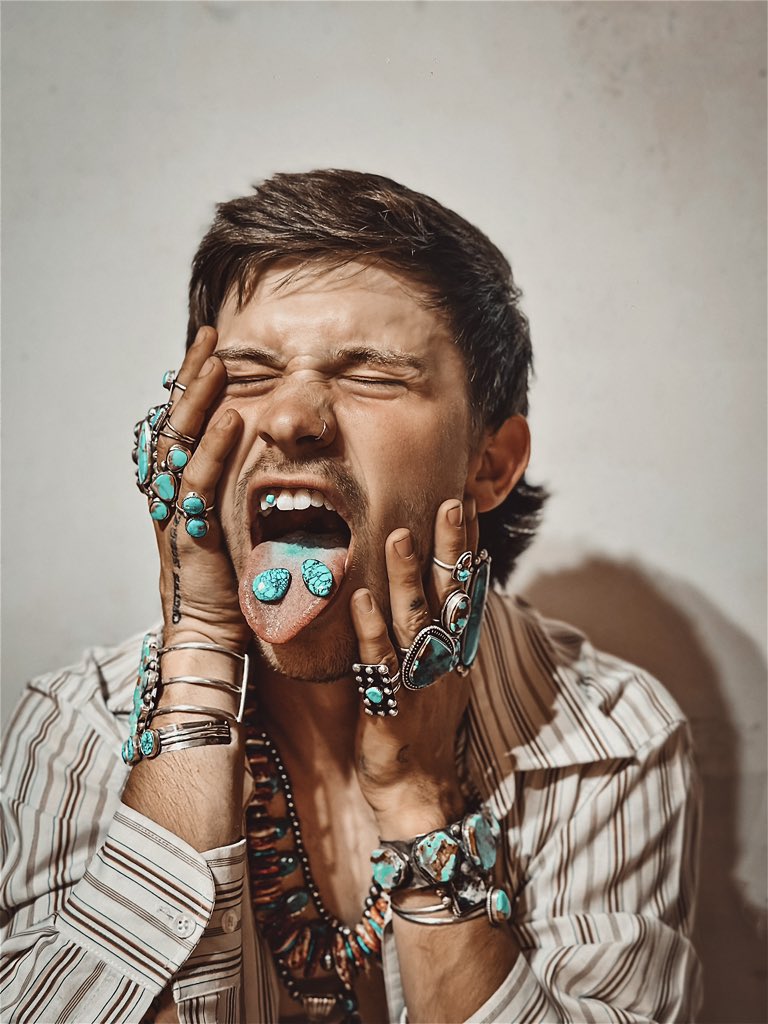 yourfavkeegan's tweet photo. “Stone cold fucking monster”
•
#theturquoisekidd https://t.co/7oa2cf9nvq