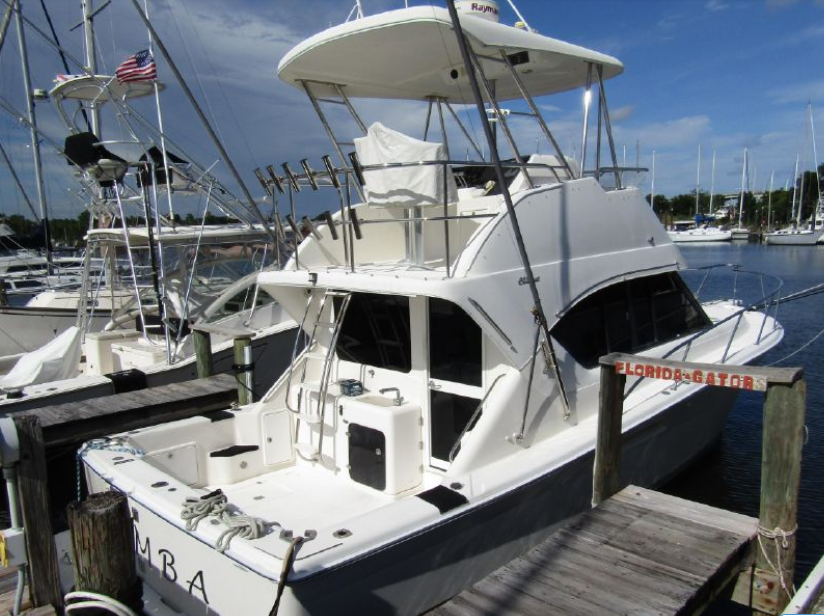 2001 Riviera Coastal 34ft
tax included- Click here for price-https://t.co/Xj4OEPummj 
Myers Yacht Sales in Pensacola, FL

Owner said to bring all reasonable offers
Topside compound & wax June 2022
 She has a new bottom paint and generator was replaced with rebuild 7.5 KW West ... https://t.co/TR5hmG3u5t
