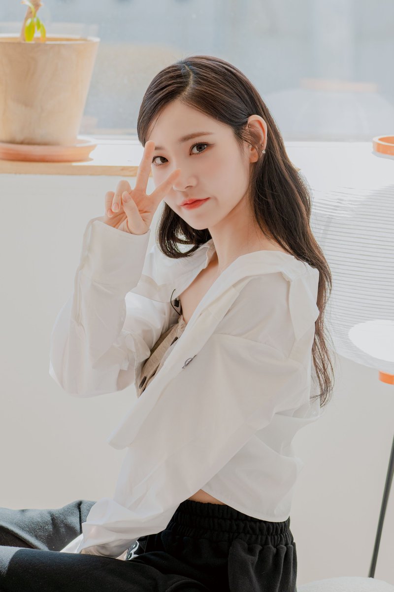 Cojin_d_Seoyeon's tweet photo. 🗓️HOY HACE 1 AÑO

Se liberaba la segunda colección OBJEKT de 🐈‍⬛S7 Nakyoung, disponibles para comprar en #COSMOapp

ATOM01 First Class Objekt (Second Edition)

#tripleS #NaKyoung #KimNaKyoung https://t.co/9khzVmeqQ5