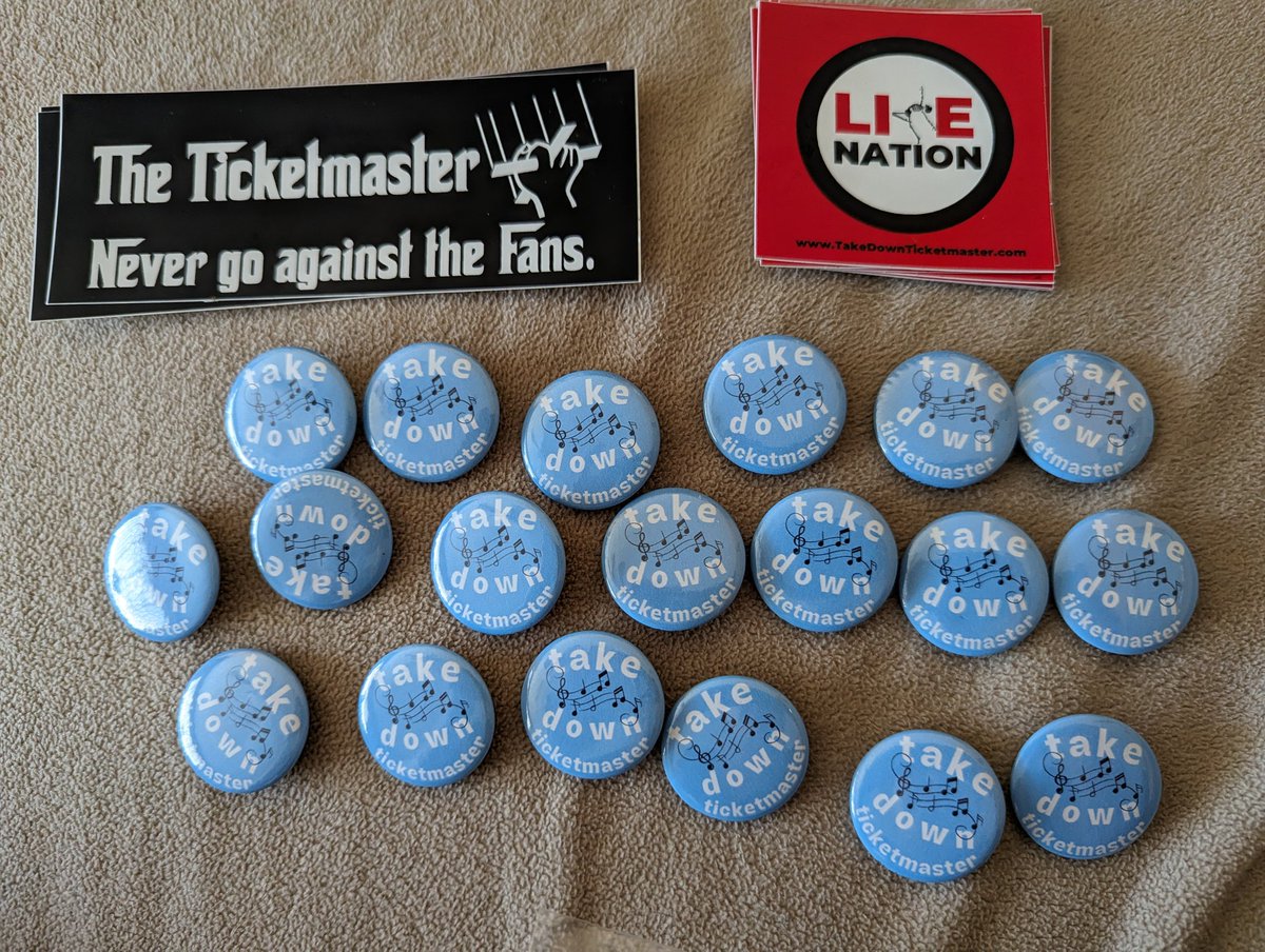 beatriz00000's tweet photo. Will be wearing one of these for the Santa Clara, CA Saturday night and passing out the rest! #TakeDownTicketMaster #taylornation #TaylorSwift https://t.co/1M1oSeGLq7