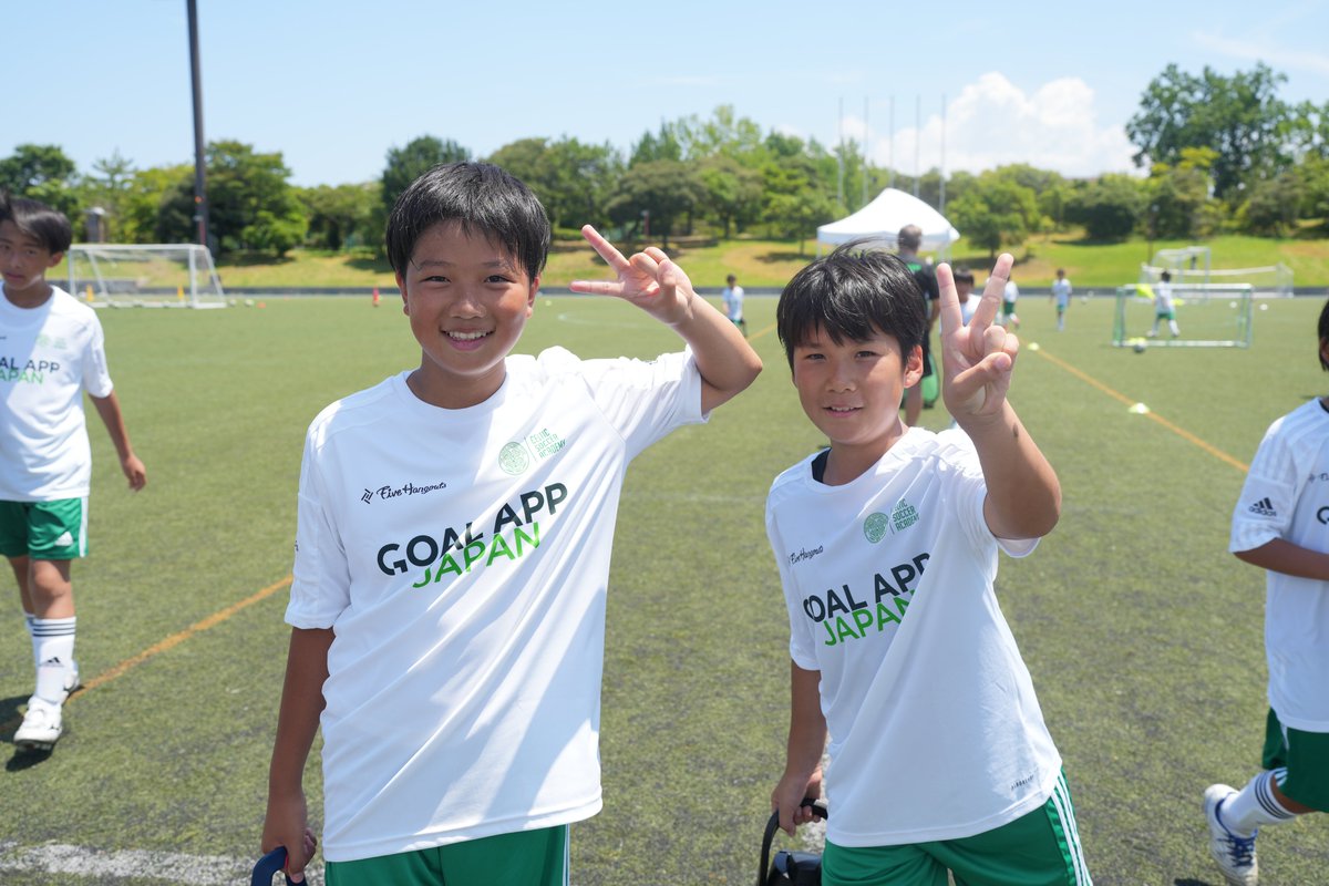 CelticFCJPN's tweet photo. 昨日は石川でのキャンプ2日目！

ピッチ上ではディフェンスの基礎を練習して、ピッチ外では大事な栄養についてのお勉強と英語力のトレーニングをしました！💪

最終日も楽しみです！🤩

#CelticFC #CelticSoccerAcademy https://t.co/p0Ds2x7eDJ