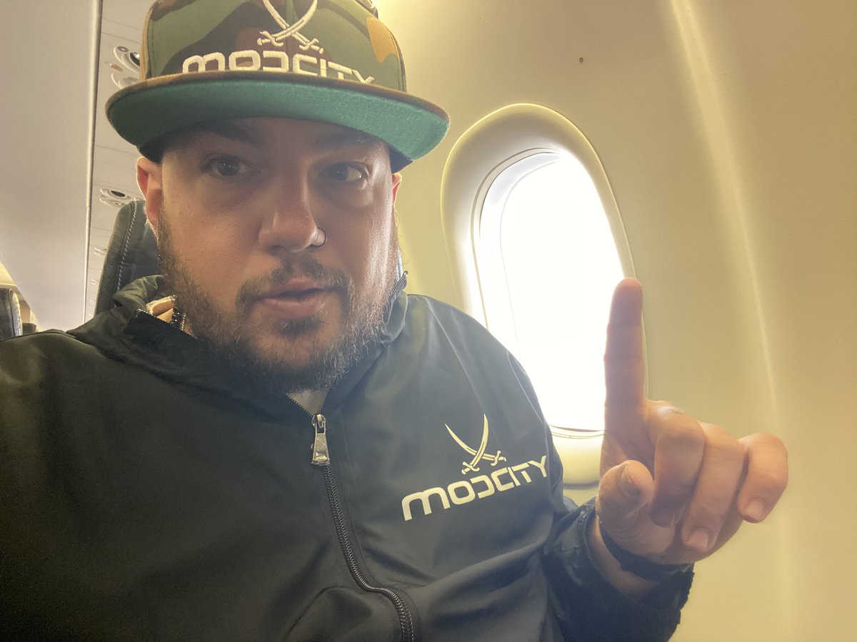theRealShooKon3's tweet photo. More #ModCity drip! Planning on streaming from Melbourne tonight!

Have a great day! https://t.co/gJ37UznoYK