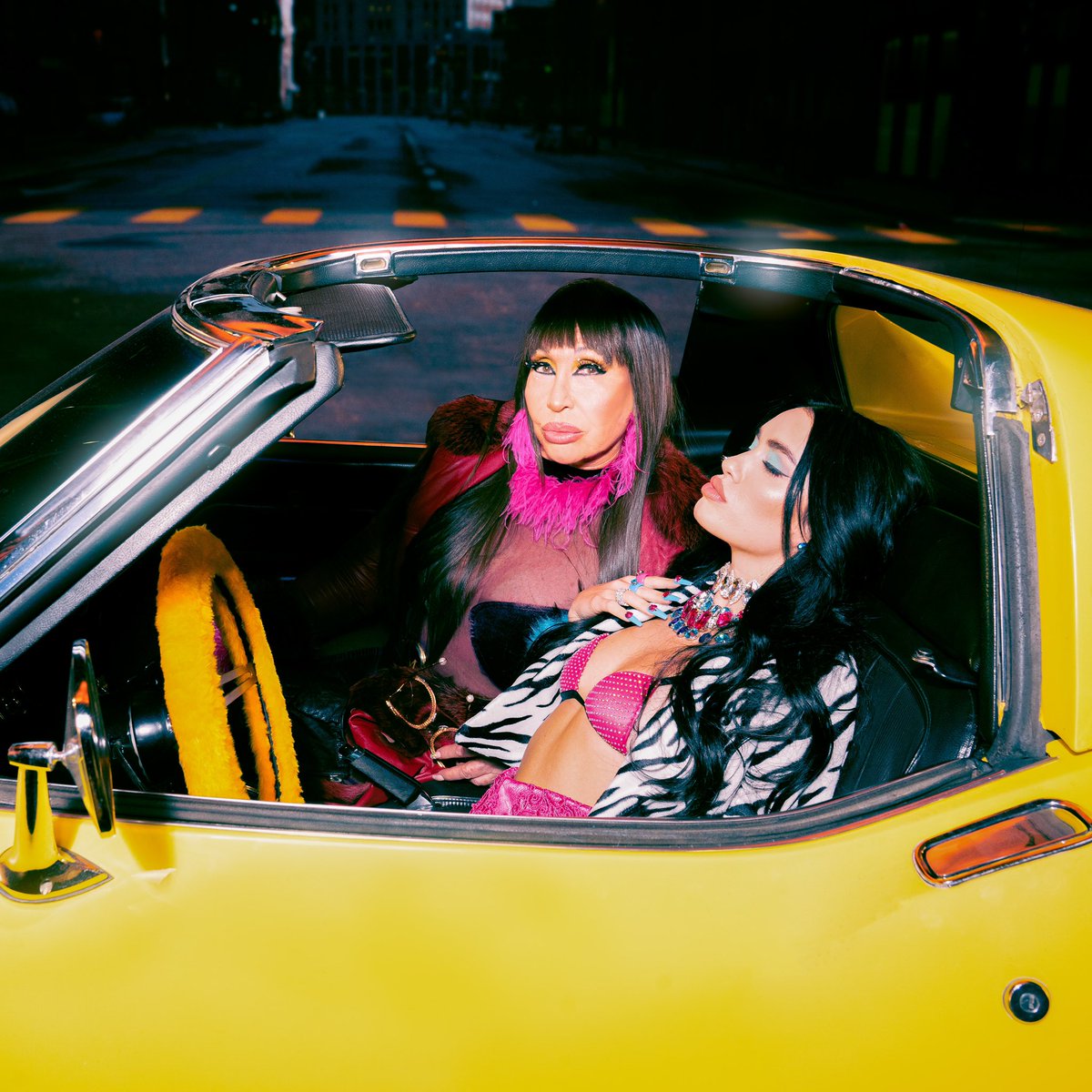 lalioficial's tweet photo. MAÑANA 27 JUL🤌😏
#QuienesSon @Moria_Casan https://t.co/SnFmbneFqd
