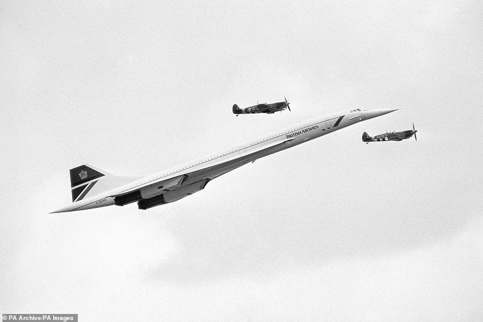 USAS_WW1's tweet photo. Aliens #UFOTwitter #UFOHearings #Area51 #AvGeel - I've found more proof that Concordes were highly magnetized. Here two RAF Spitfires, themselves magnetized, control a British Airways Concorde's pitch. 🤣🤣🤣 https://t.co/BoLzEuk3zD
