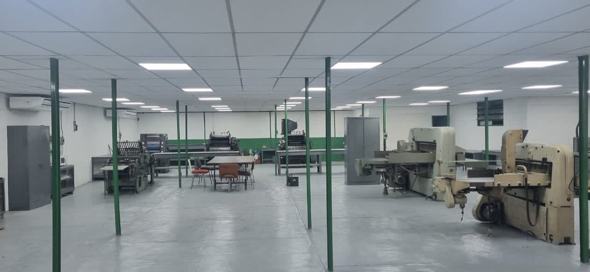 Visitamos la sede de la Fundación Ciara, en San Martín, junto a su director general, @Davidgomez_rev. Recorrimos los espacios recuperados y adecuados para el bienestar de sus trabajadores.

#PlanDescontaminaciónDelLago