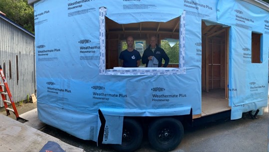 #PVUSD Press Release: CTE students build tiny homes - Granite Construction partners in this project! 
https://t.co/0SWEQeuSmP
@Granite @PVFT @pvusd_merit https://t.co/IhaqOGAD6U