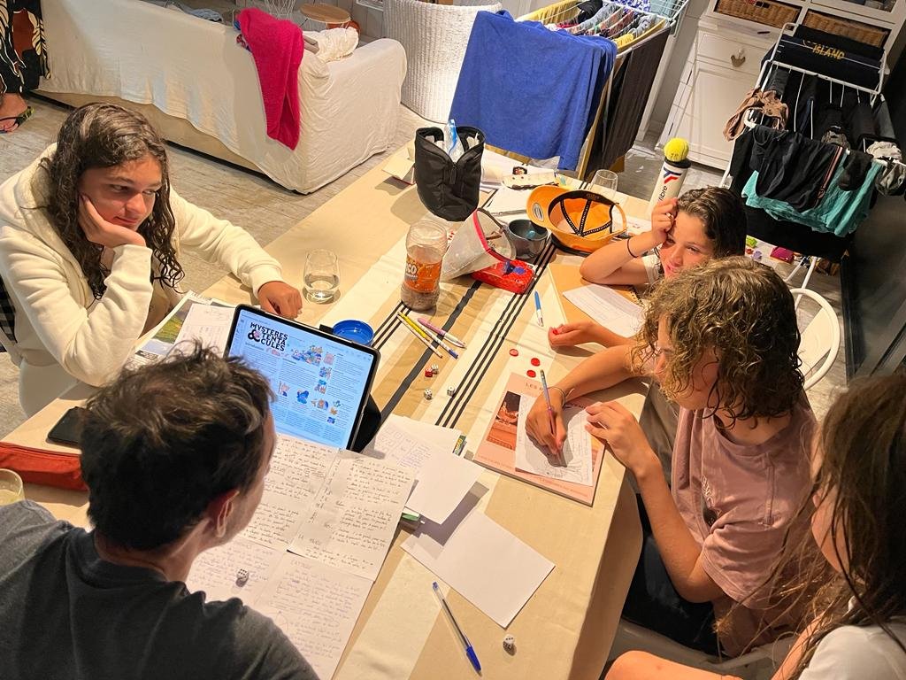 aldozRecord's tweet photo. Encore des superbes session de @SodalitasRPG . Exactement adapté à ce que j'aime. Mention spéciale à la création de personnages. On peut tout jouer et c'est beau. J ai eu des dragons rappelés et des moines haltérophilie. https://t.co/UvfQMqESg2