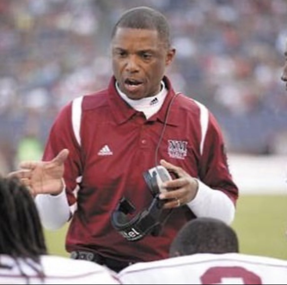 DWCInfo's tweet image. Cont. (2 of 2)

He’ll be sharing his story and he’ll be discussing Defensive Back development. If you’re a DB or DB coach, you can’t afford to miss this conversation. 

Tell a friend and tune in!!! See you on Friday at 5pm. 

#DBTips
#Student1stAthlete2nd