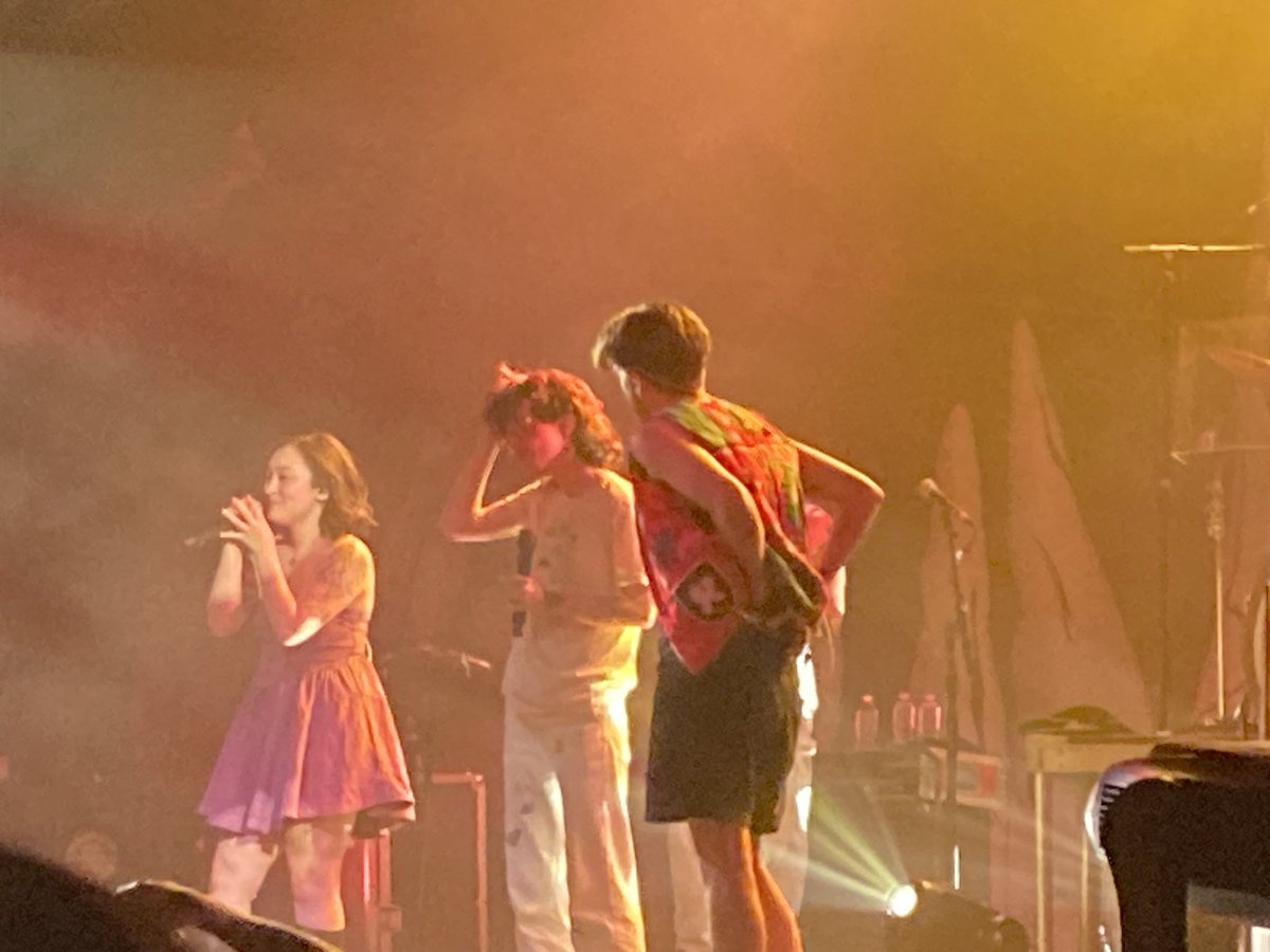 DuskLitOfficial's tweet photo. @bttrswtdze I WAS SO HAPPY TO BE THERE!!! https://t.co/9SHJqd5Wij