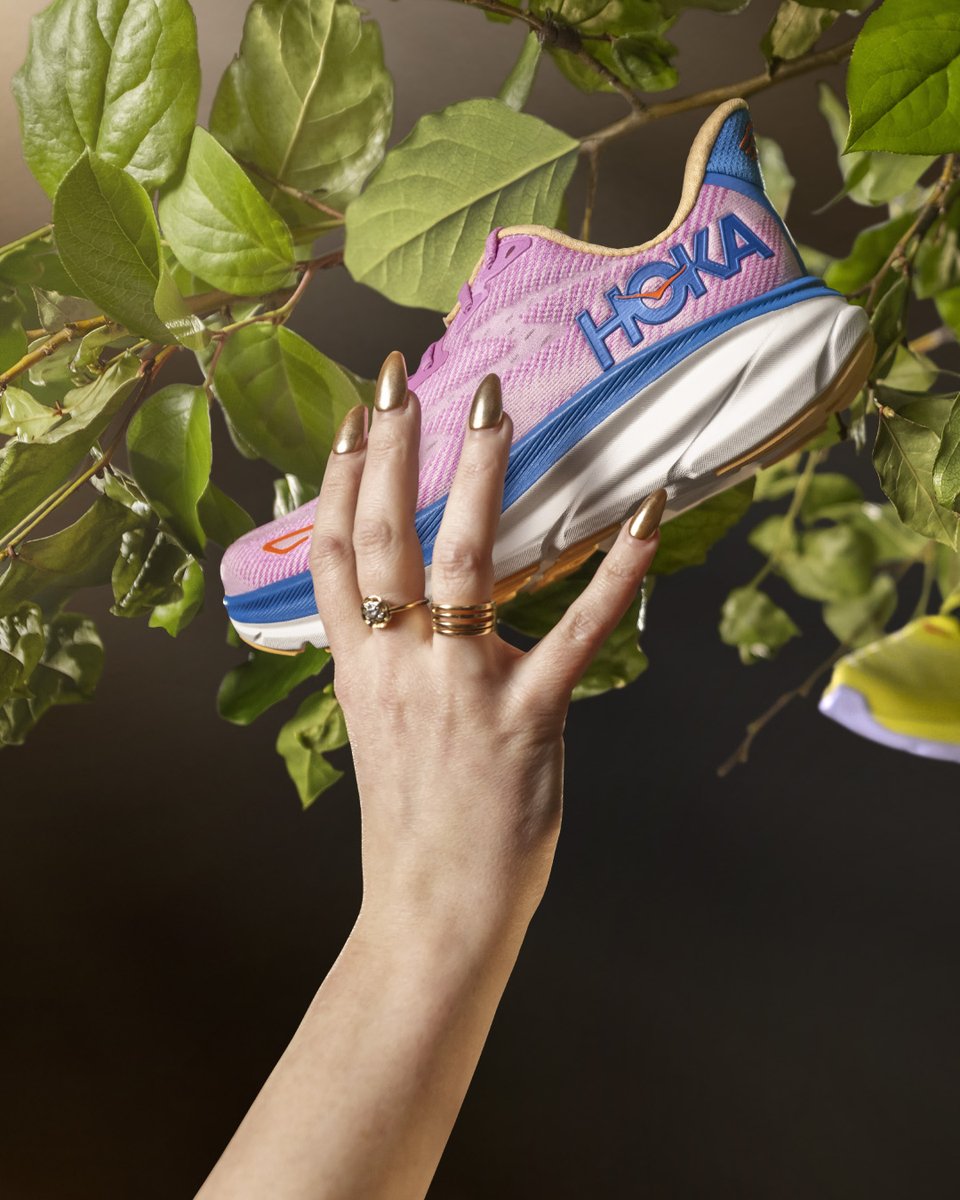 Foot Locker Women tweet media
