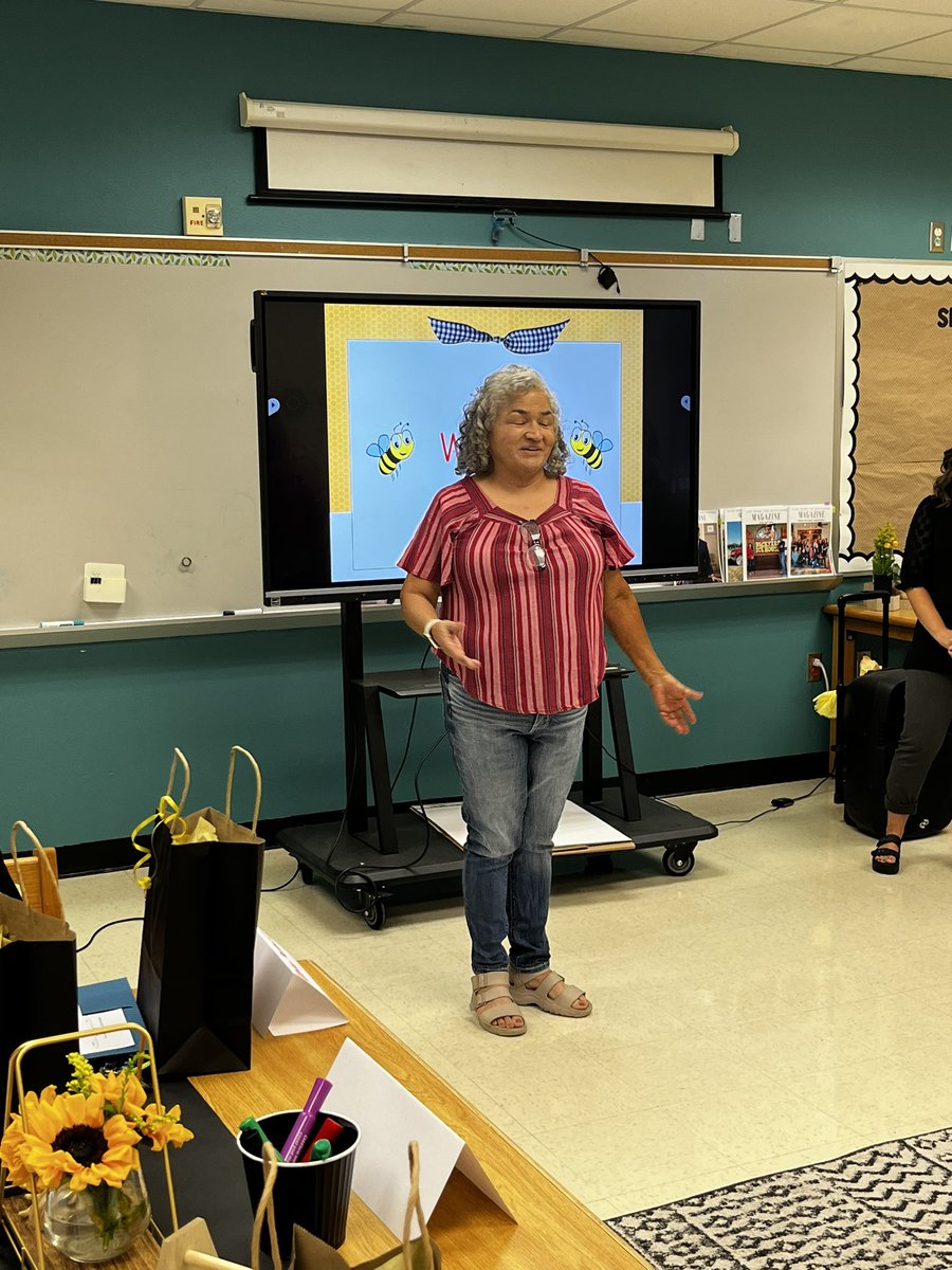 Oak Crest Elementary (@oakcreststinger) on Twitter photo OC teachers facilitating our new teacher PD! These amazing leaders are “culture creators!”#ocproud <a href="/ECISDtweets/">East Central ISD</a> OC teachers facilitating our new teacher PD! These amazing leaders are “culture creators!”#ocproud <a href="/ECISDtweets/">East Central ISD</a>