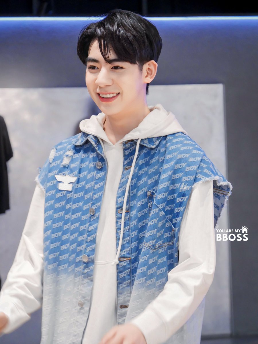 youaremy_BBOSS's tweet photo. ขอให้มีแต่คนรักน้องเพิ่มขึ้นในทุกๆวัน 😊
Good Morning ☀️

#bbossppp 
#heroincastingcall
#herointheseries 
#รักเสพติด https://t.co/wBTE0dP6gY