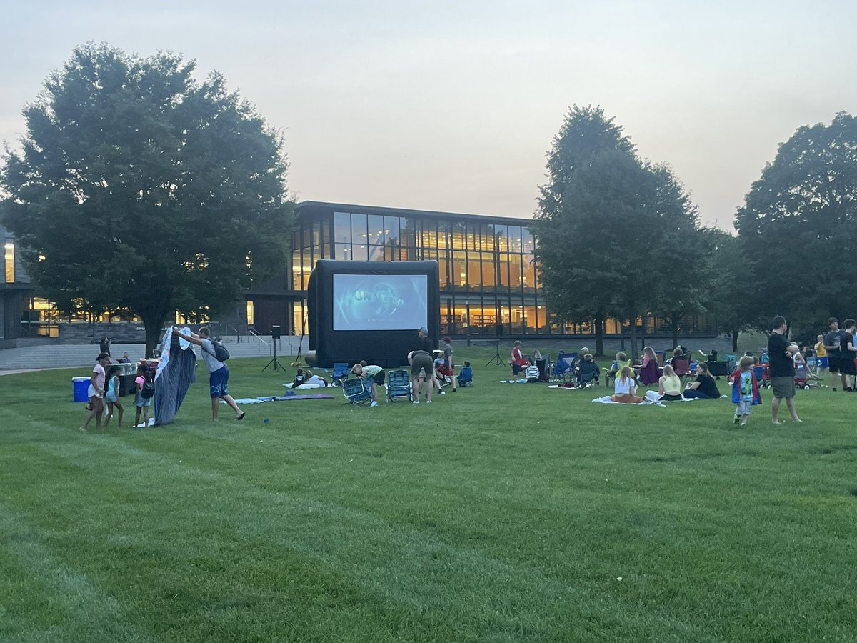 CoachKBaumann's tweet photo. Family movie night on the quad! #LafCol https://t.co/cKCnuolzd4